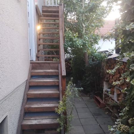 Attic Apartment Catnip Bratislava Extérieur photo