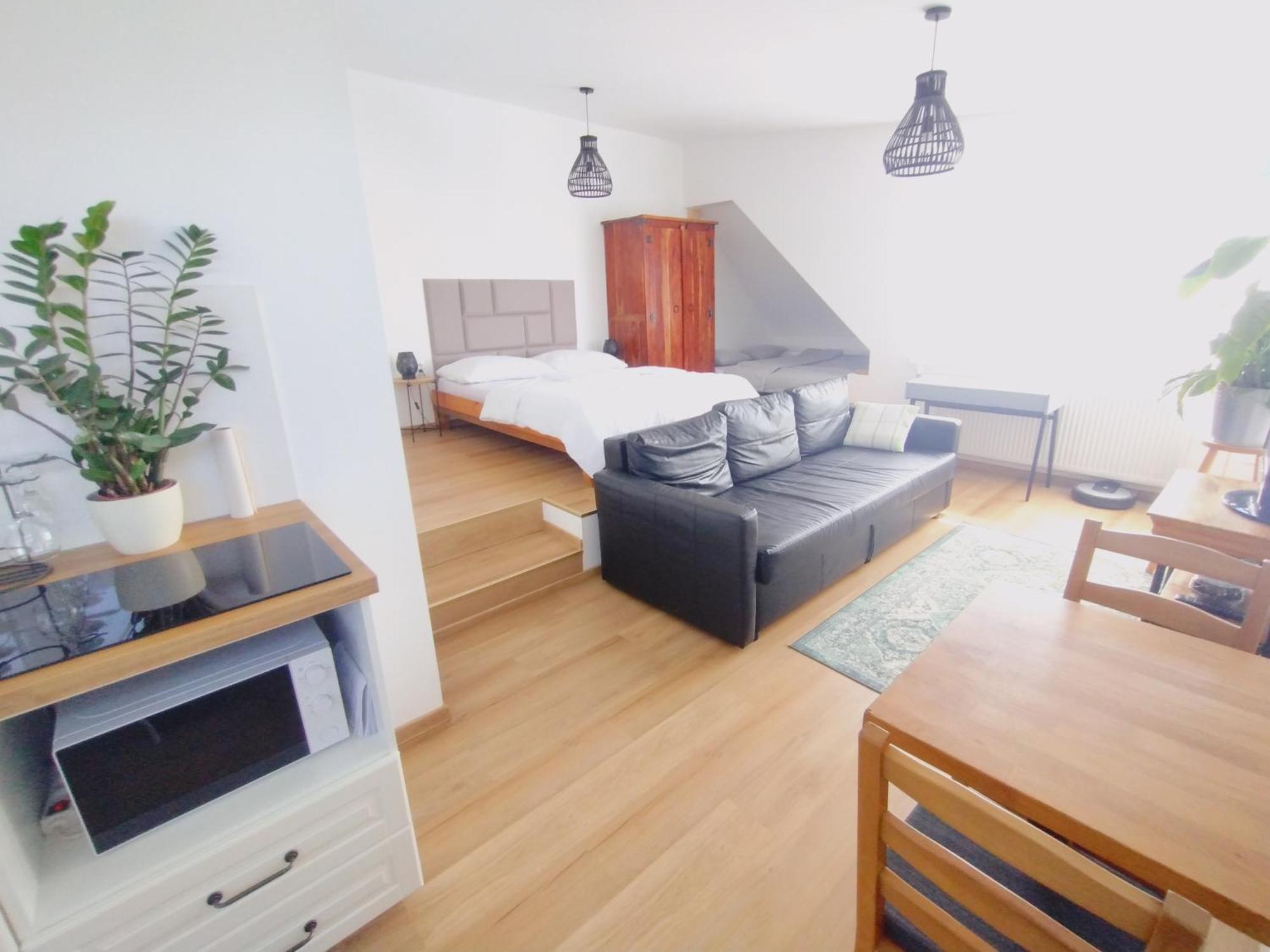Attic Apartment Catnip Bratislava Extérieur photo